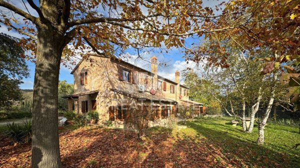 casa indipendente in vendita a Chianciano Terme