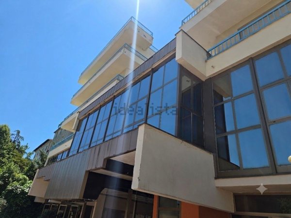 albergo in vendita a Chianciano Terme