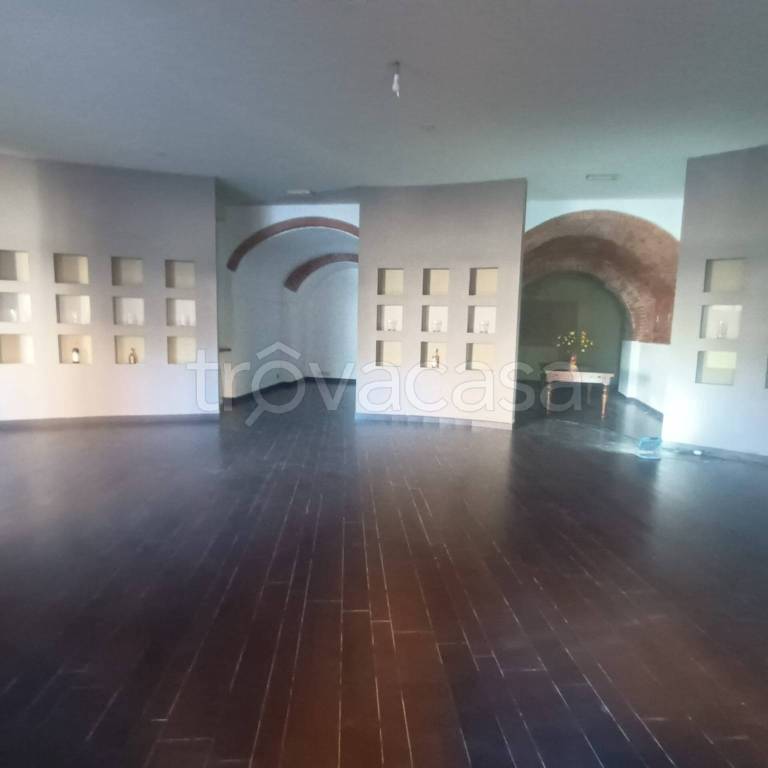 negozio in vendita a Chianciano Terme