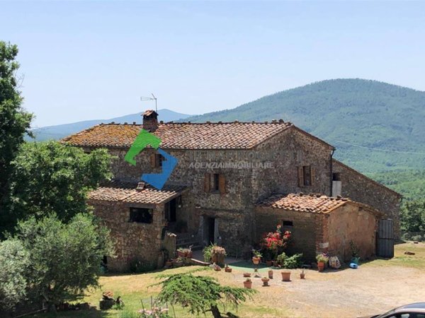 casa indipendente in vendita a Chiusdino