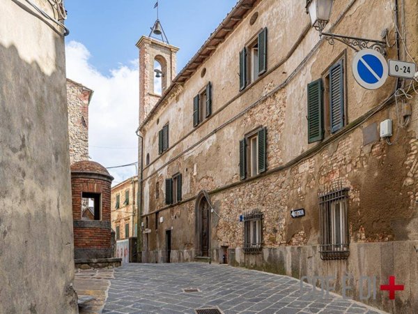 casa indipendente in vendita a Chiusdino