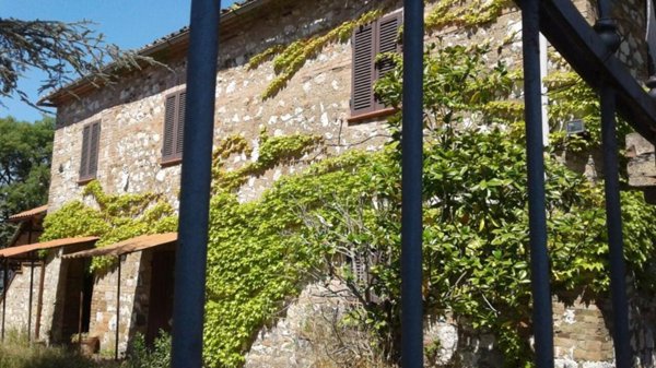 casa indipendente in vendita a Chiusdino