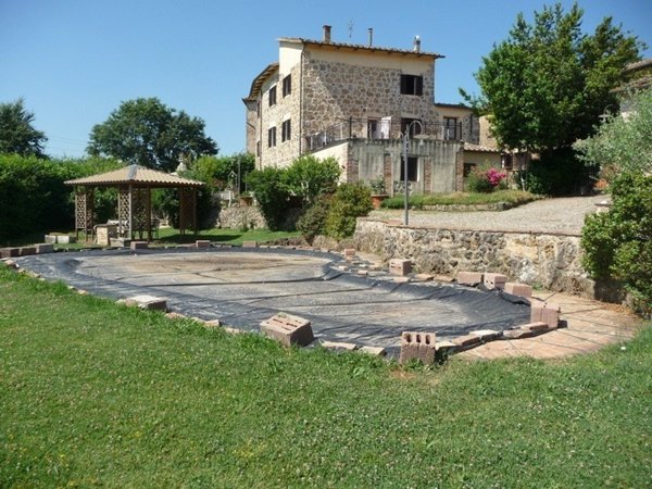 casa indipendente in vendita a Chiusdino