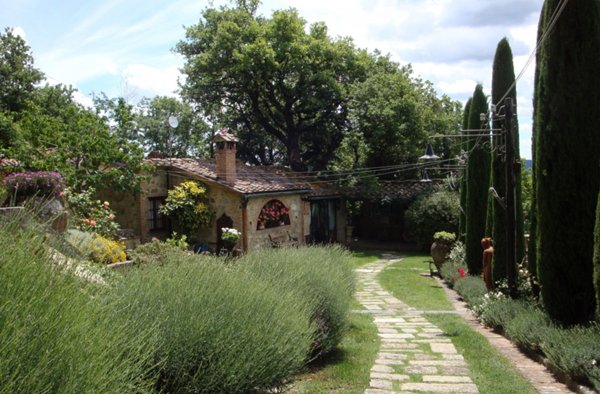 casa indipendente in vendita a Chiusdino