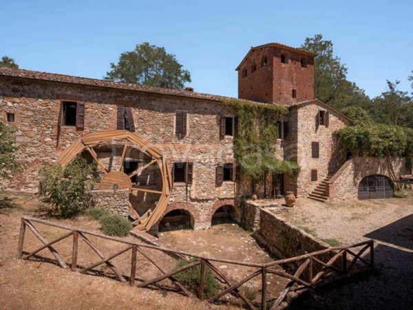 casa indipendente in vendita a Chiusdino