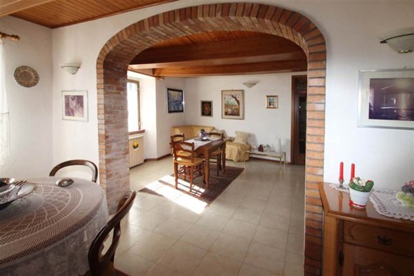 casa indipendente in vendita a Chiusdino in zona Palazzetto.