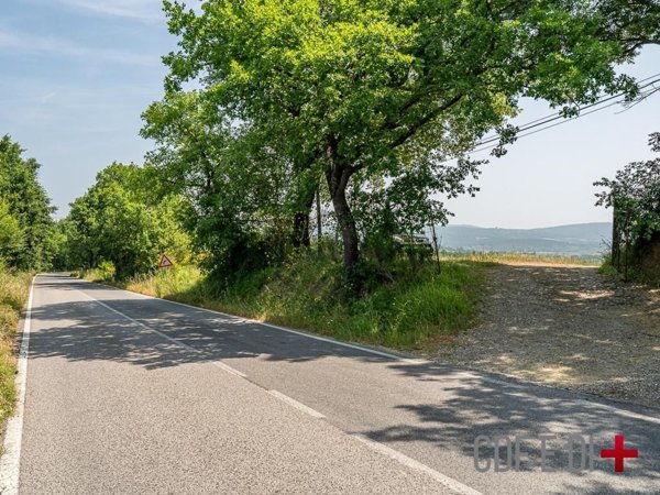 capannone in vendita a Chiusdino