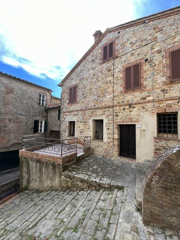 appartamento in vendita a Chiusdino