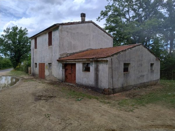casa indipendente in vendita a Chiusdino