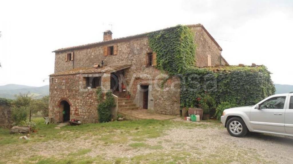 casa indipendente in vendita a Chiusdino