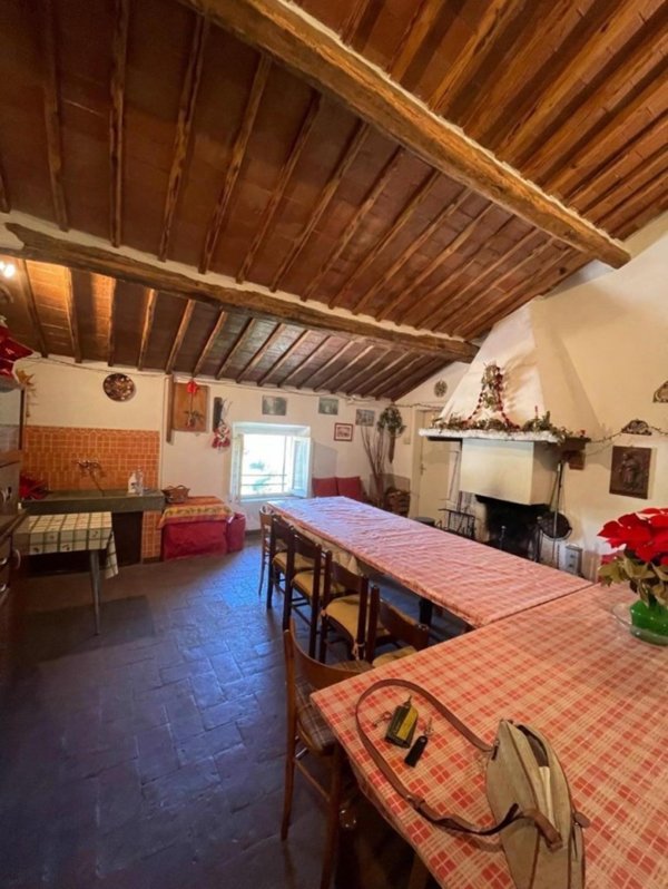 appartamento in vendita a Chiusdino in zona Fròsini