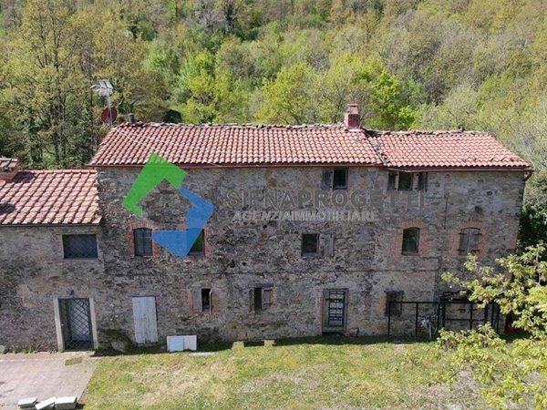 casale in vendita a Chiusdino in zona Ciciano