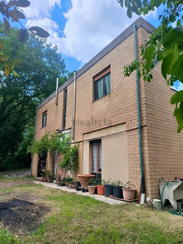 casa indipendente in vendita a Chiusdino in zona Montalcinello