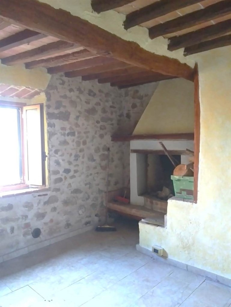 appartamento in vendita a Chiusdino in zona Montalcinello