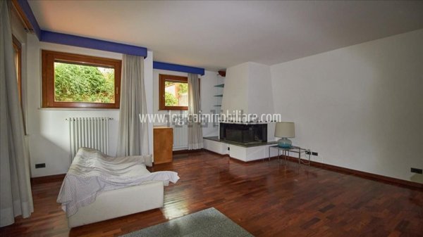 casa indipendente in vendita a Chiusi