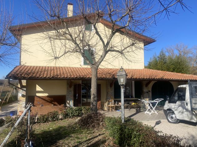 casa indipendente in vendita a Chiusi