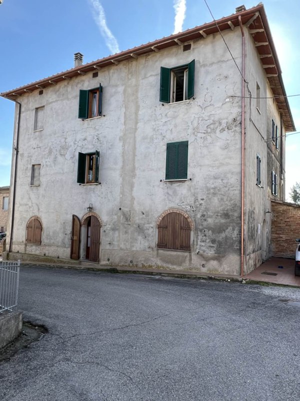 appartamento in vendita a Chiusi in zona Montallese