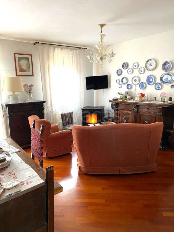appartamento in vendita a Chiusi in zona Chiusi Scalo