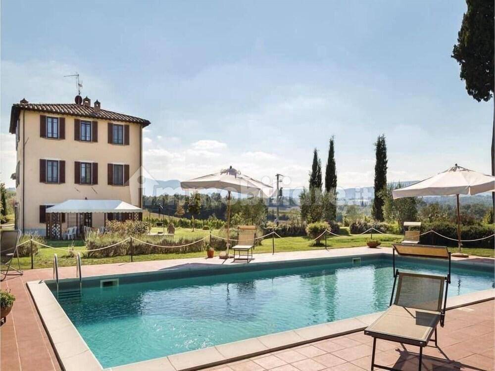 casa indipendente in vendita a Chiusi
