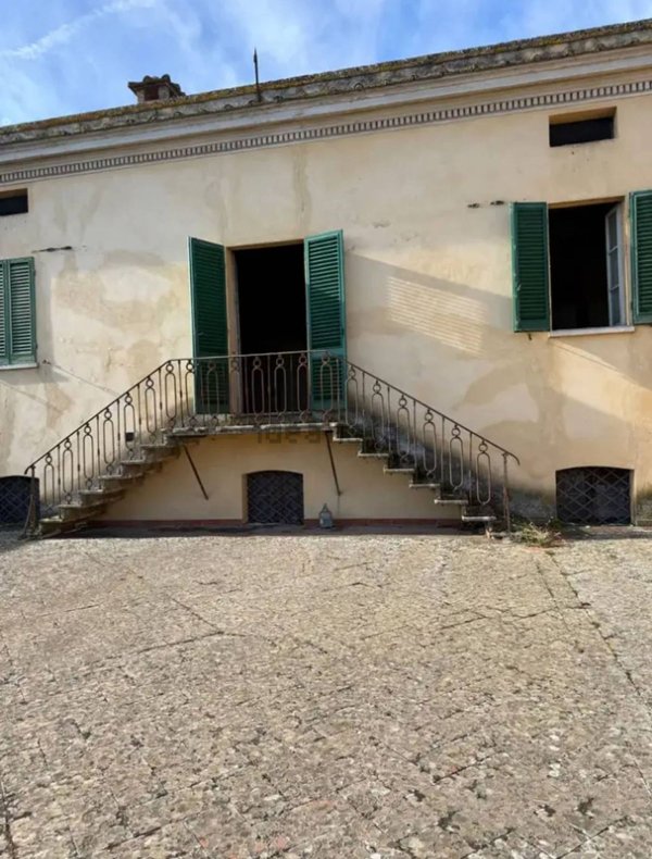 appartamento in vendita a Chiusi in zona Chiusi Scalo