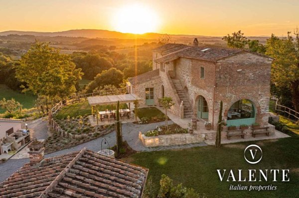 casa indipendente in vendita a Chiusi