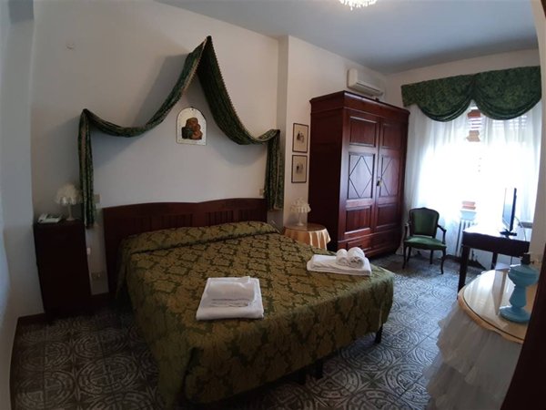 negozio in vendita a Chiusi