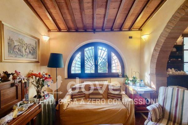 casa indipendente in vendita a Chiusi in zona Chiusi Scalo