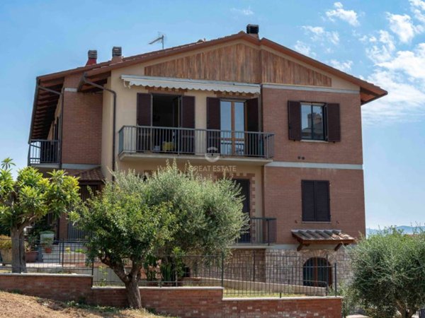 appartamento in vendita a Chiusi in zona Chiusi Scalo