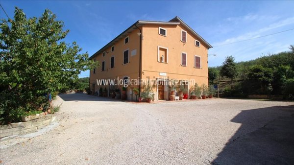 casale in vendita a Chiusi
