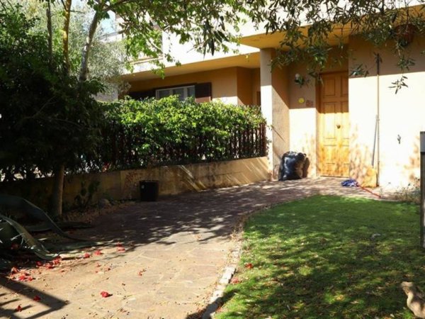 casa indipendente in vendita a Chiusi in zona Macciano