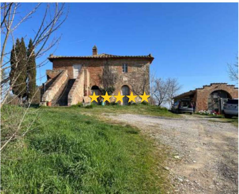 casa indipendente in vendita a Chiusi