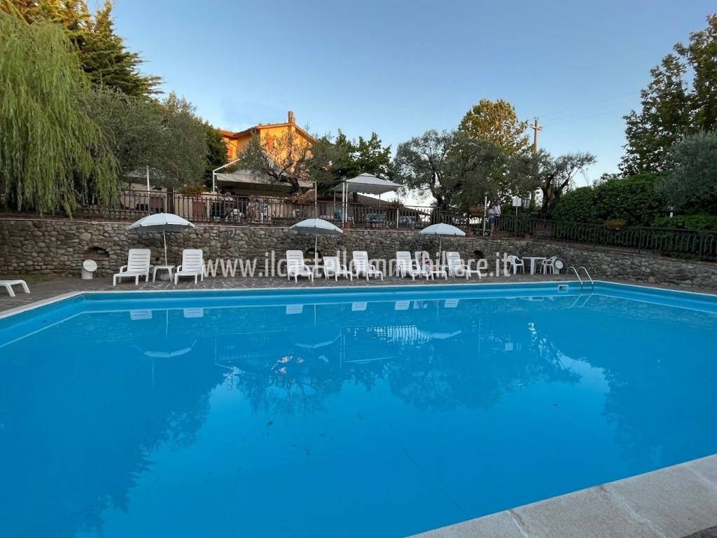 negozio in vendita a Chiusi