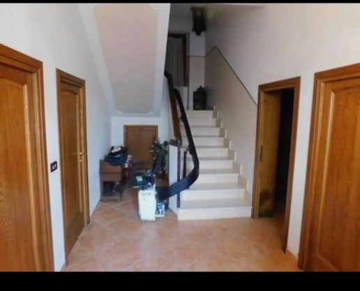 casa indipendente in vendita a Chiusi