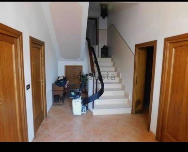 casa indipendente in vendita a Chiusi