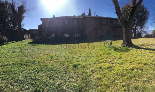 pentavano in vendita a Chiusi