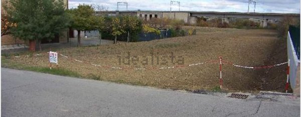 casa indipendente in vendita a Chiusi in zona Montallese