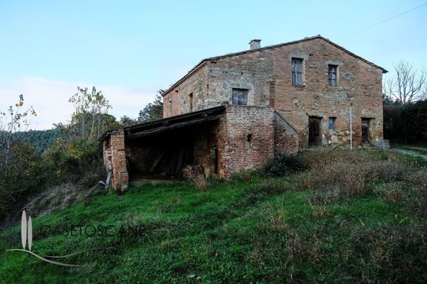 casale in vendita a Chiusi
