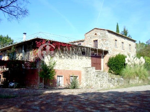 casale in vendita a Chiusi in zona Macciano