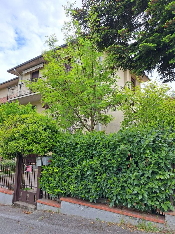 casa indipendente in vendita a Chiusi