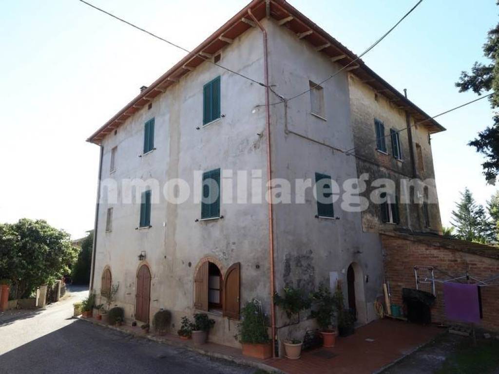 appartamento in vendita a Chiusi in zona Montallese