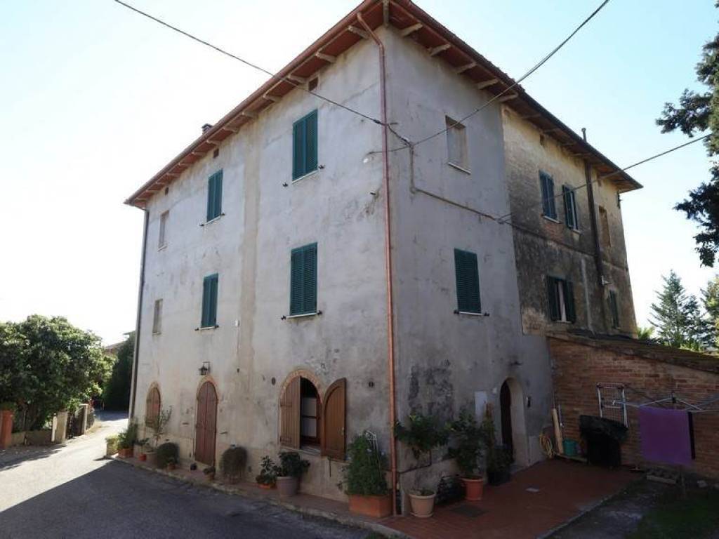 appartamento in vendita a Chiusi in zona Montallese
