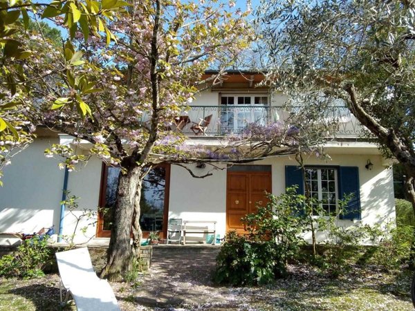 casa indipendente in vendita a Chiusi