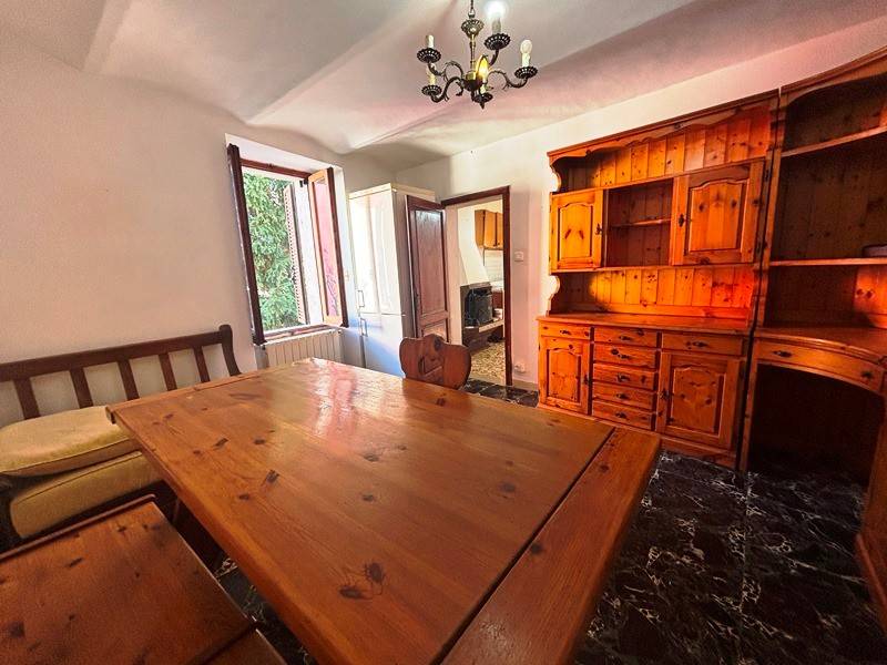 casa indipendente in vendita a Chiusi