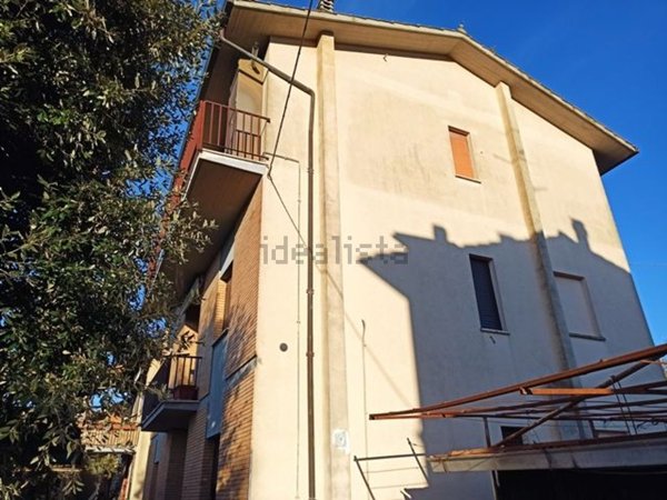 casa indipendente in vendita a Chiusi