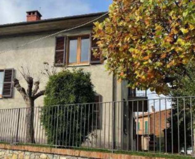 appartamento in vendita a Chiusi in zona Montallese