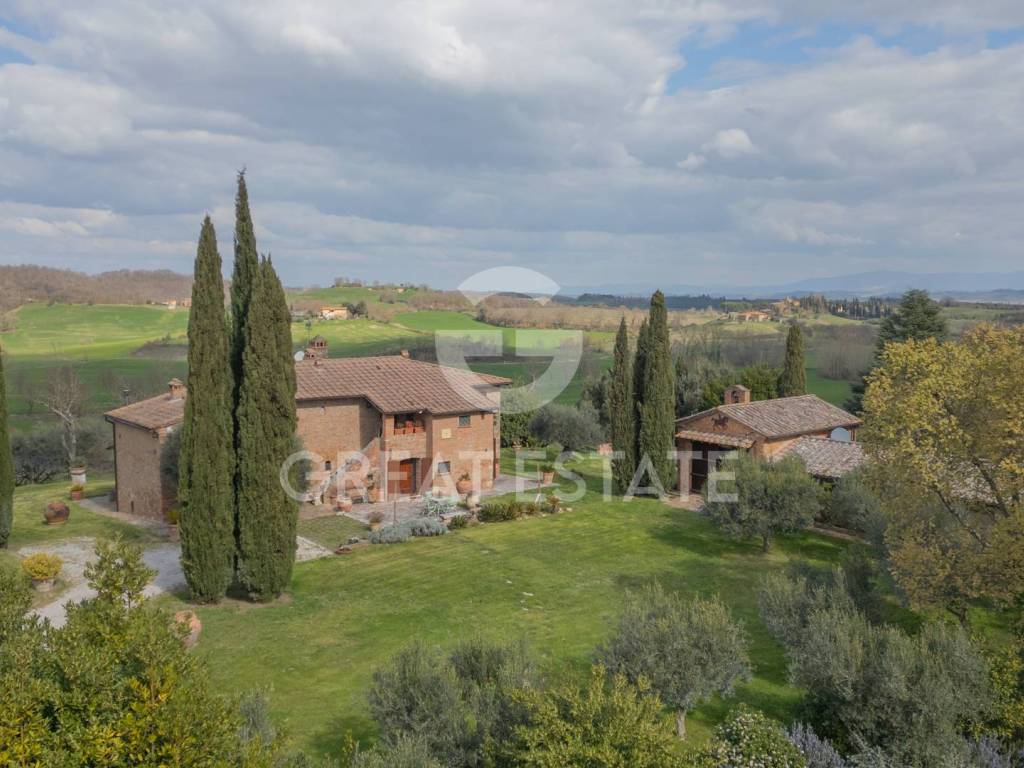 casa indipendente in vendita a Chiusi