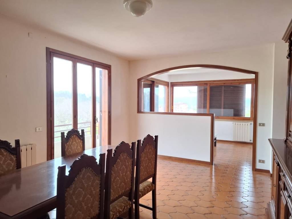 casa indipendente in vendita a Chiusi