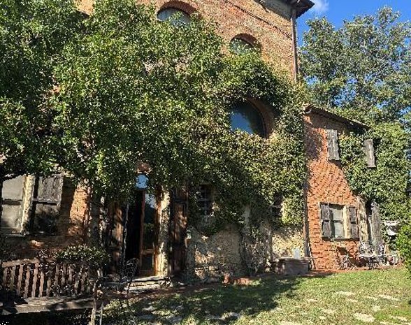 casa indipendente in vendita a Chiusi