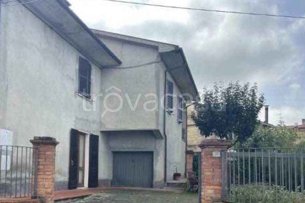 appartamento in vendita a Chiusi in zona Montallese