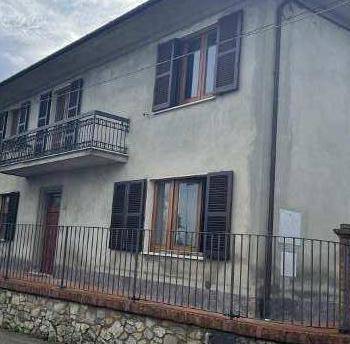 appartamento in vendita a Chiusi in zona Chiusi Scalo